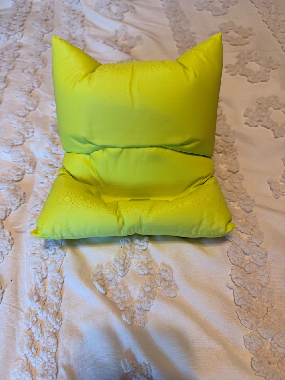 Phone Charging Pillow Stand | 3D Printed | Fits iPhone Pro Max & Most Phones